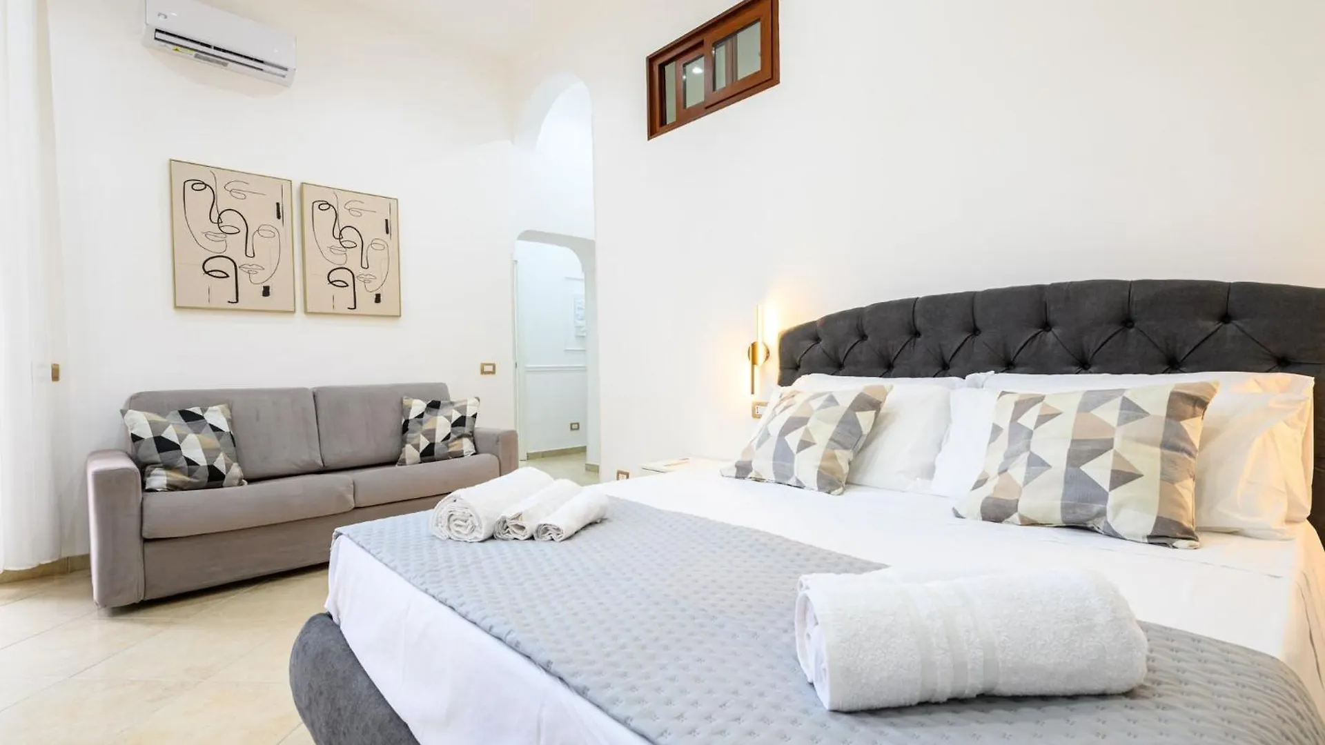 Giordano Suite Center Napoli
