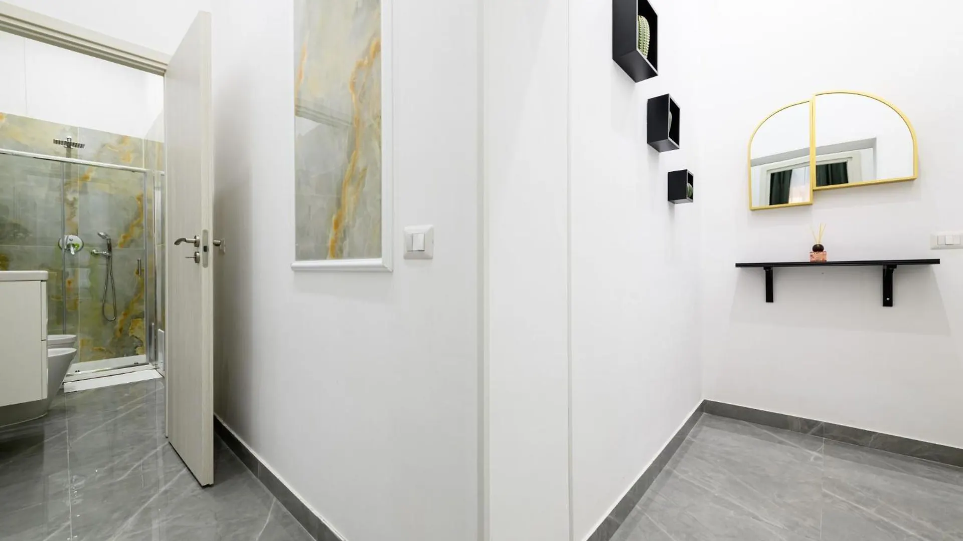 Giordano Suite Center Naples